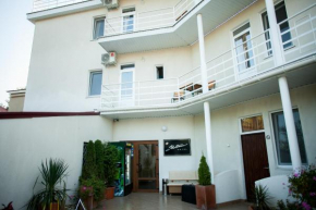 Shellman Apart Hotel